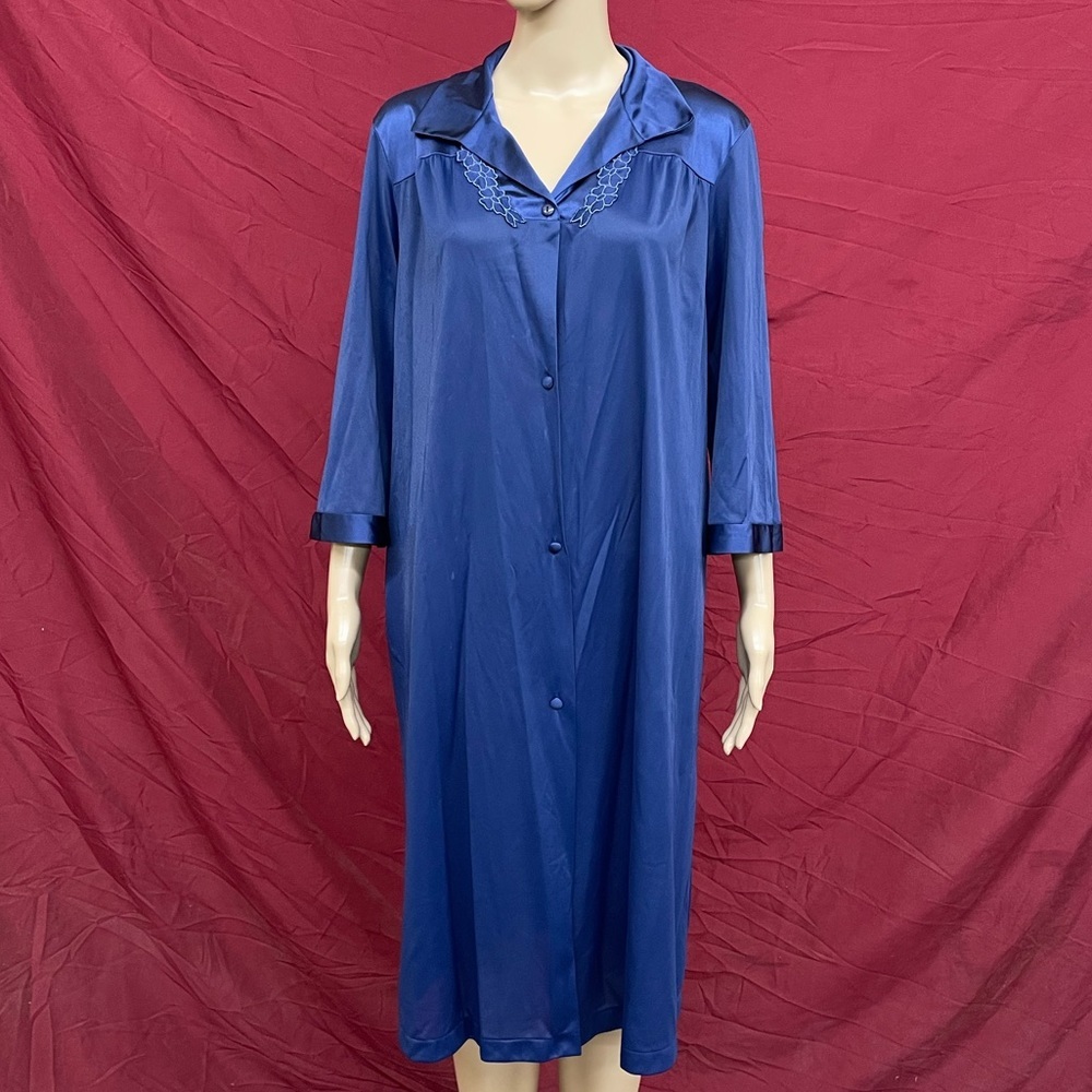 Vintage 1970’s Vanity Fair Navy applique house coat robe with pocket size medium